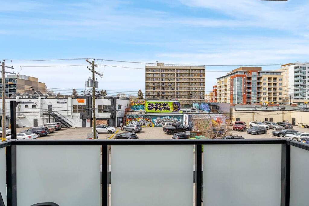 דירות YYC Chic 1Br Kensington Unit W/Parking מראה חיצוני תמונה